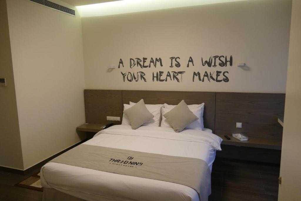 Hotel Three O Nine Urban House